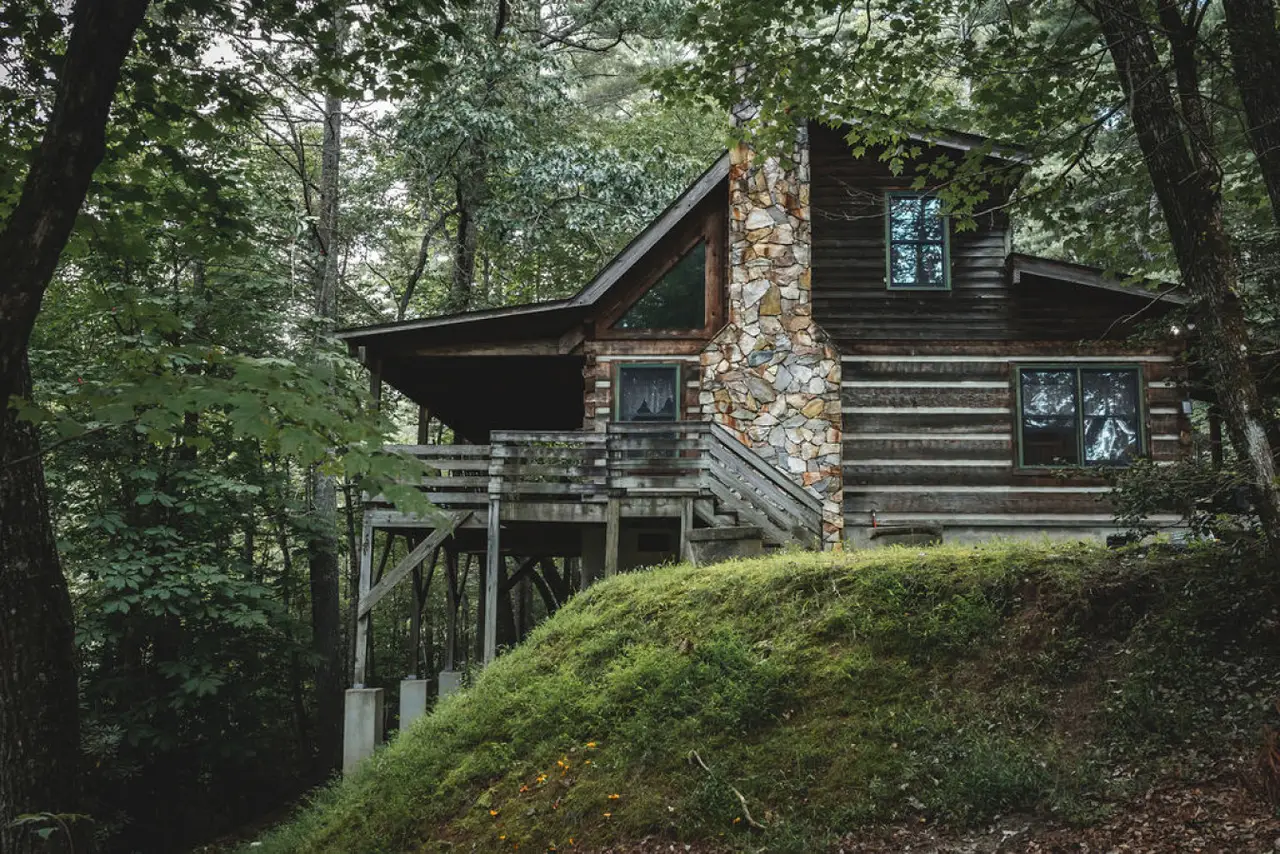 Pine Crest Cabin