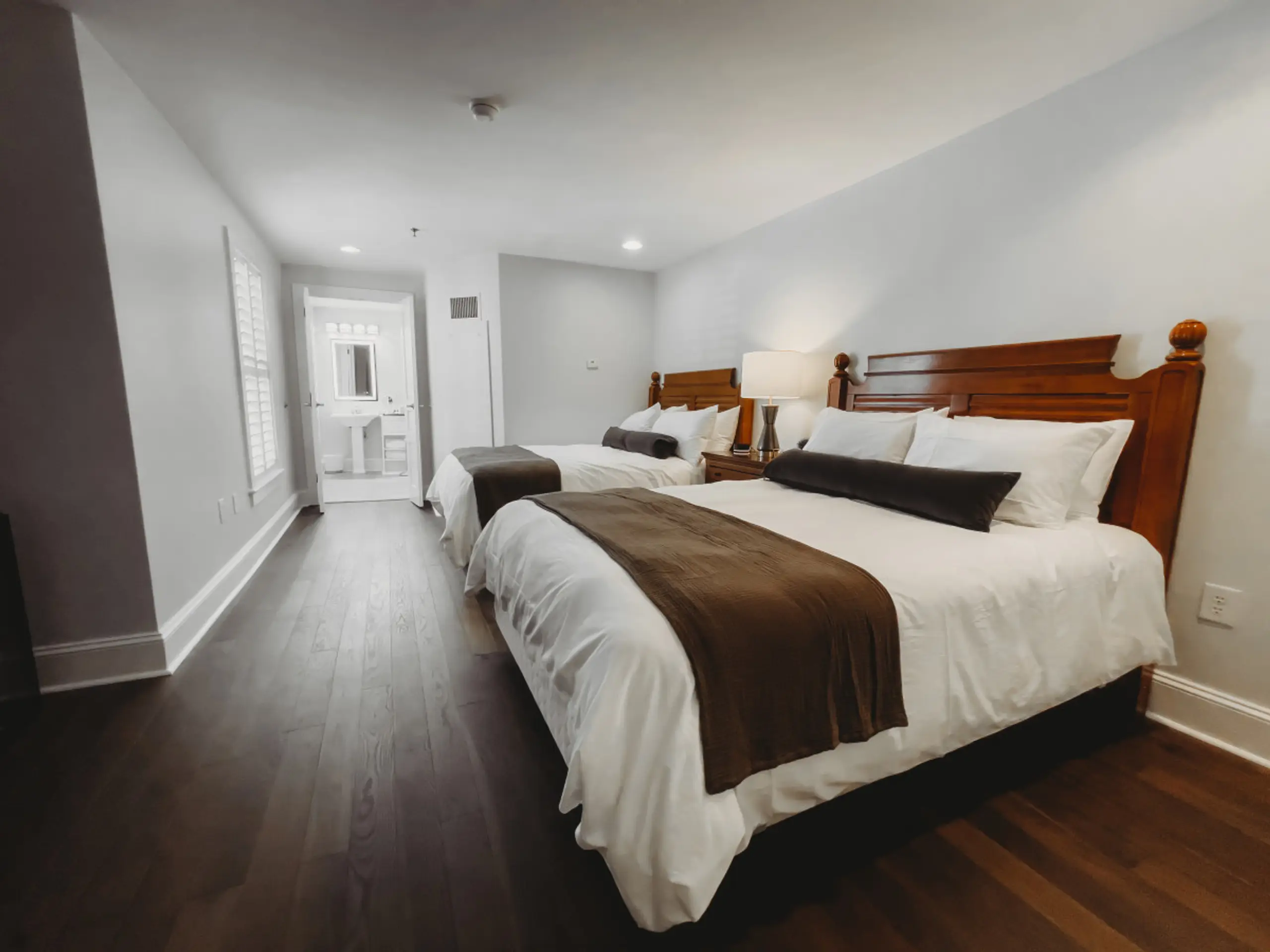 Rm. 13 | Standard Guest Room
